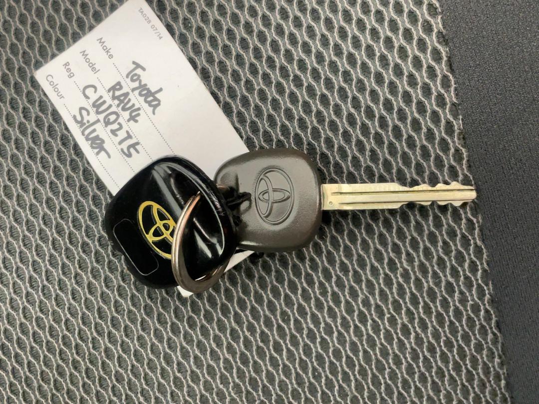 Photo '21' of Toyota Rav4