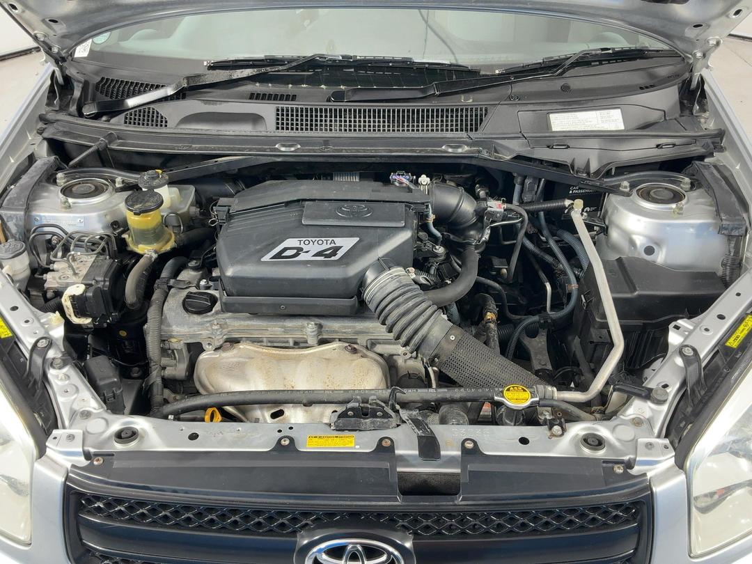 Photo '13' of Toyota Rav4