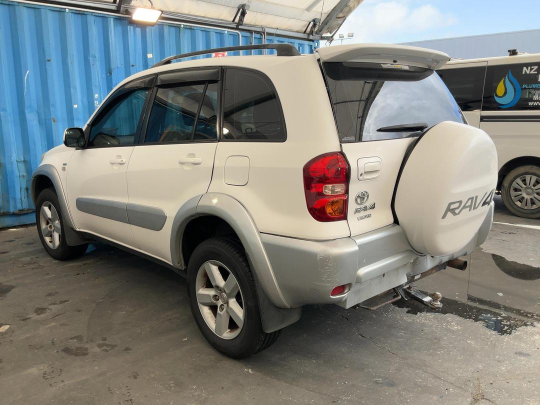 Photo '5' of Toyota Rav4