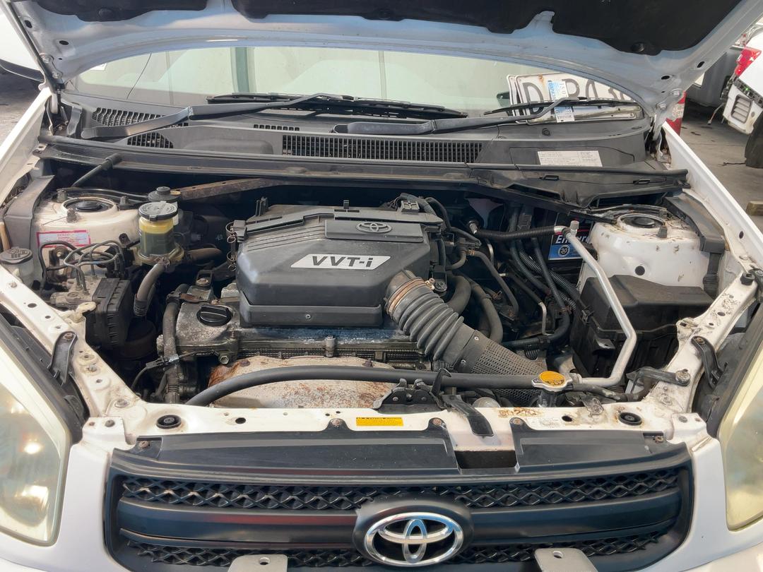 Photo '17' of Toyota Rav4