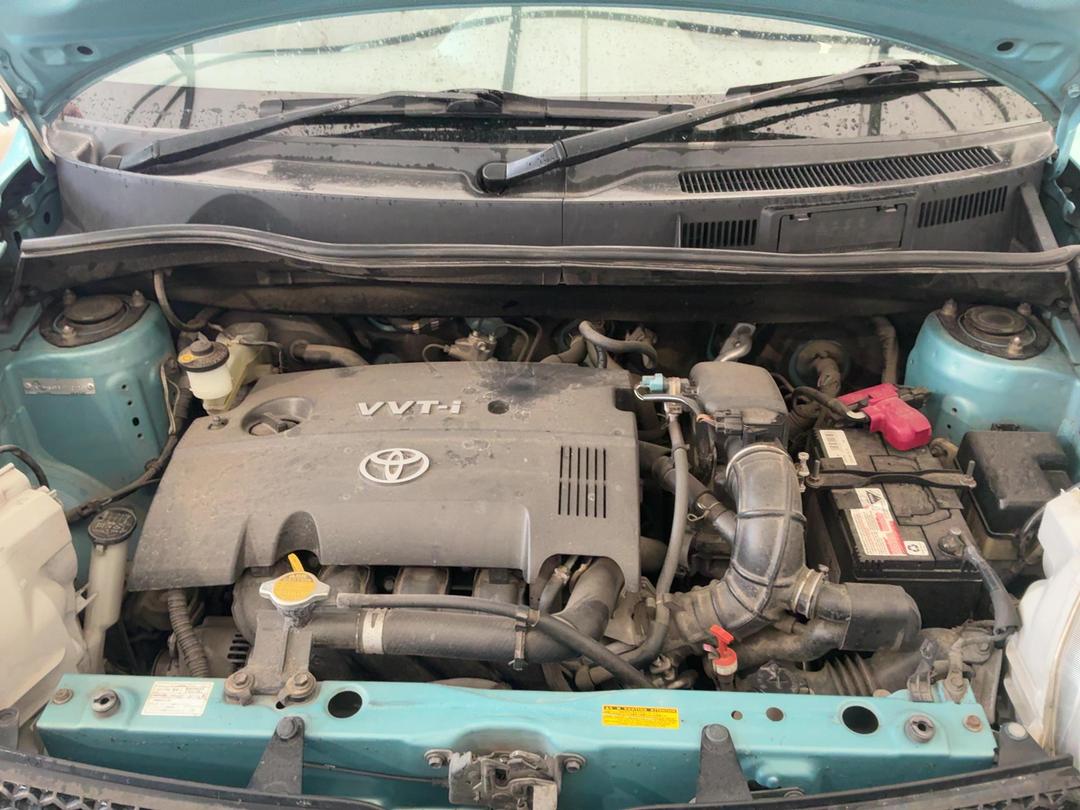 Photo '19' of Toyota Sienta Photo '19' of Toyota Sienta