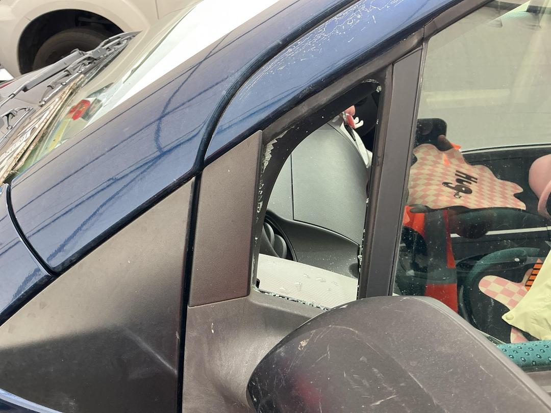 Photo '24' of Toyota Vitz