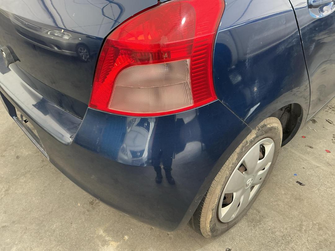 Photo '28' of Toyota Vitz