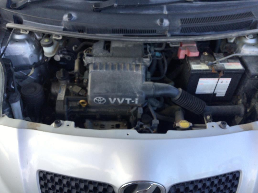 Photo '16' of Toyota Vitz