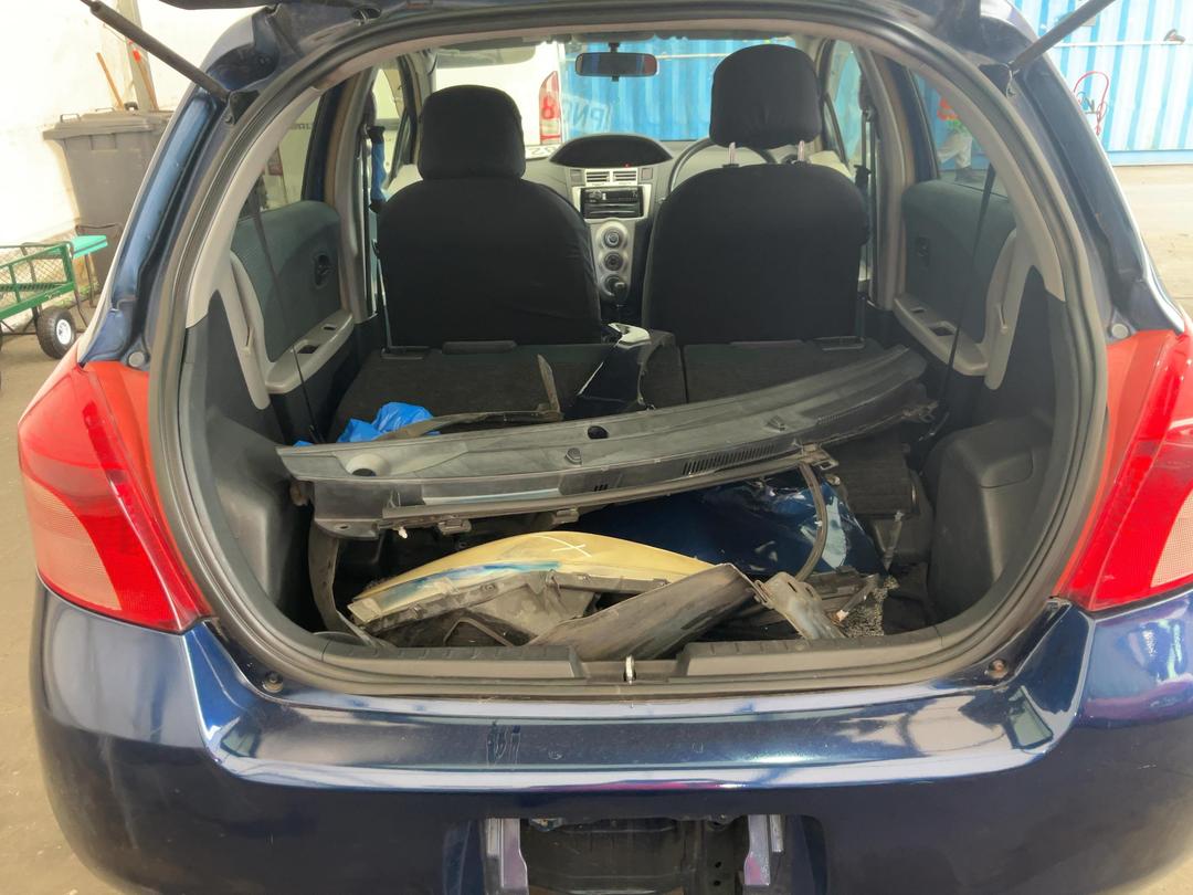 Photo '12' of Toyota Vitz