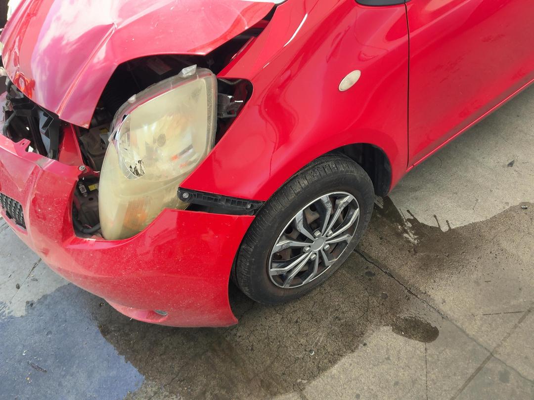 Photo '6' of Toyota Vitz 5 Door Hatch