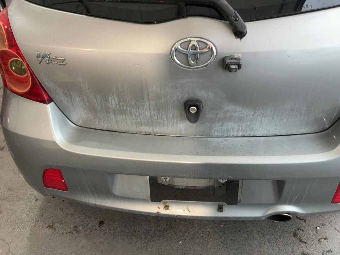 Photo '12' of Toyota Vitz