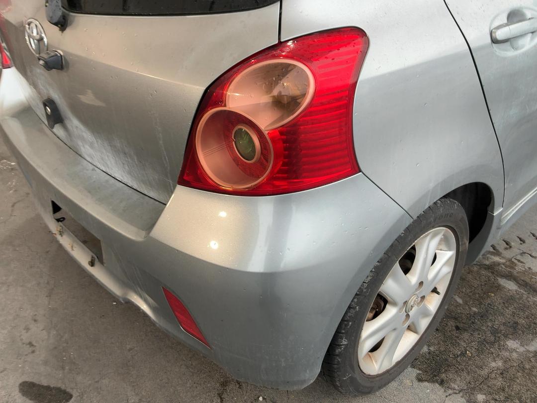Photo '13' of Toyota Vitz