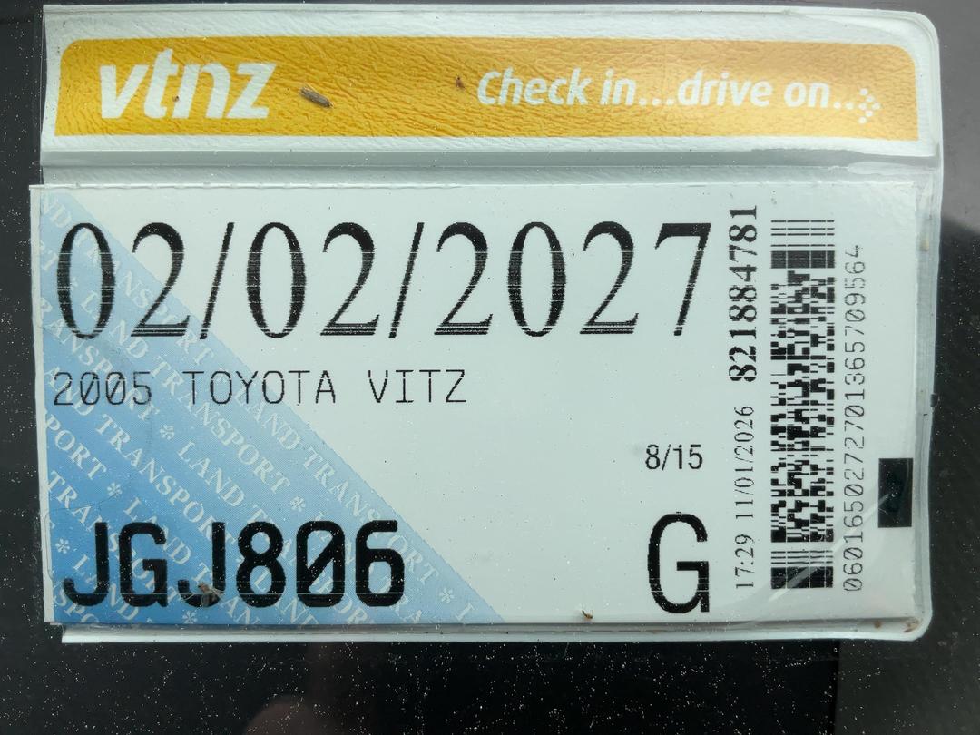 Photo '22' of Toyota Vitz Photo '22' of Toyota Vitz