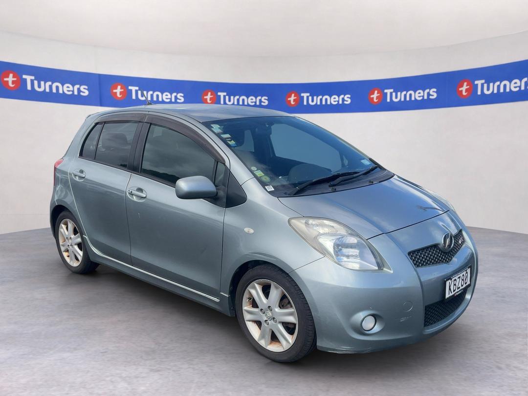 Photo '1' of Toyota Vitz