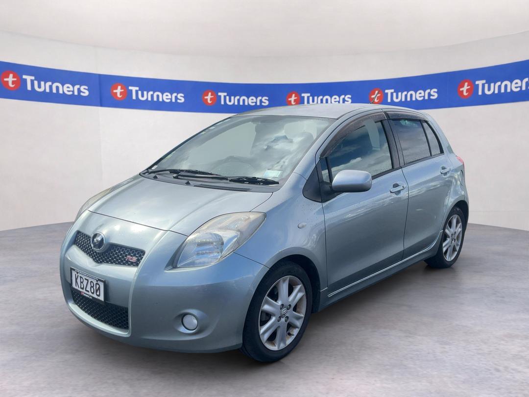 Photo '4' of Toyota Vitz