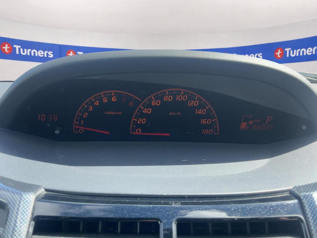 Photo '21' of Toyota Vitz