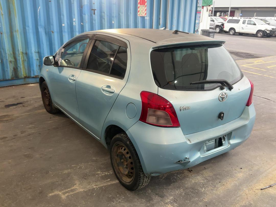 Photo '10' of Toyota Vitz
