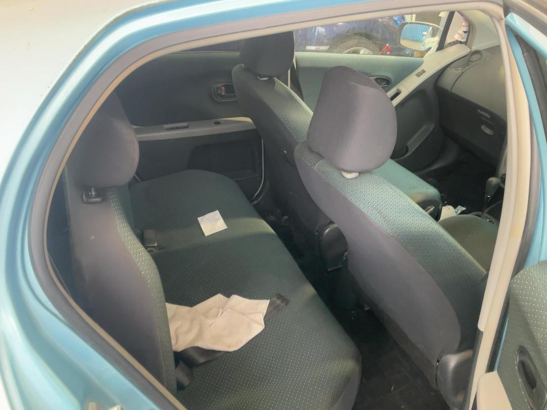 Photo '20' of Toyota Vitz