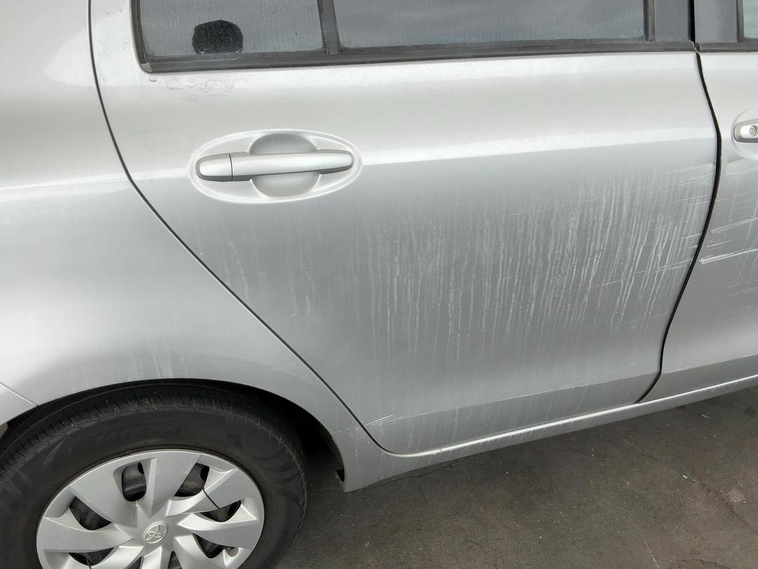 Photo '16' of Toyota Vitz Photo '16' of Toyota Vitz