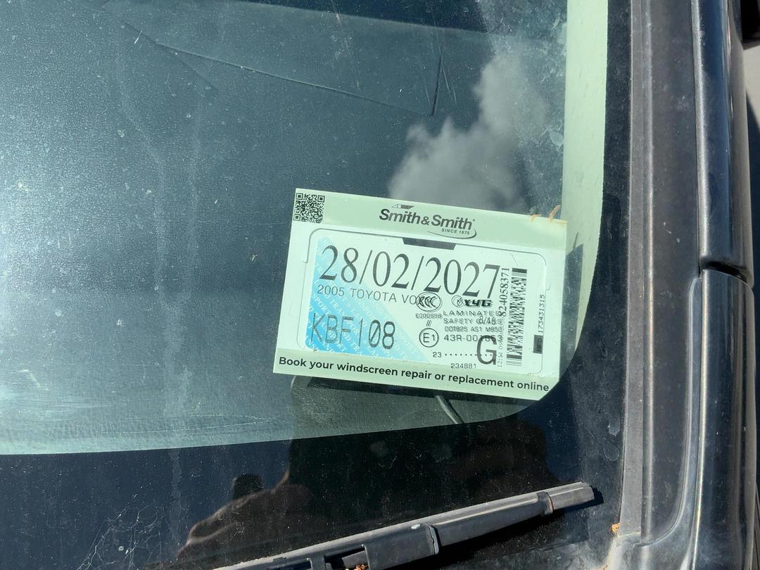 Photo '19' of Toyota Voxy Photo '19' of Toyota Voxy