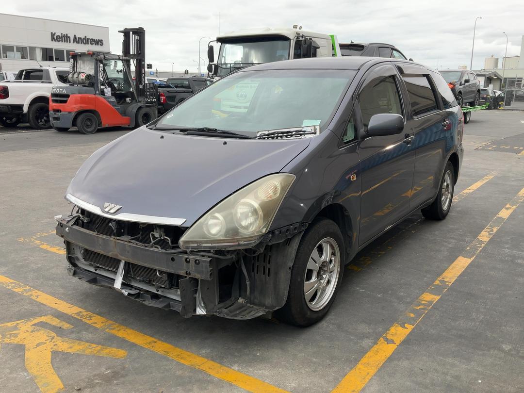 Photo '3' of Toyota Wish Photo '3' of Toyota Wish