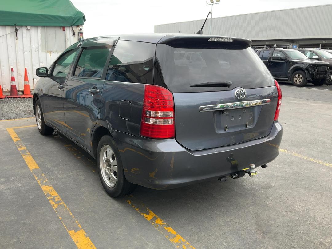 Photo '4' of Toyota Wish Photo '4' of Toyota Wish