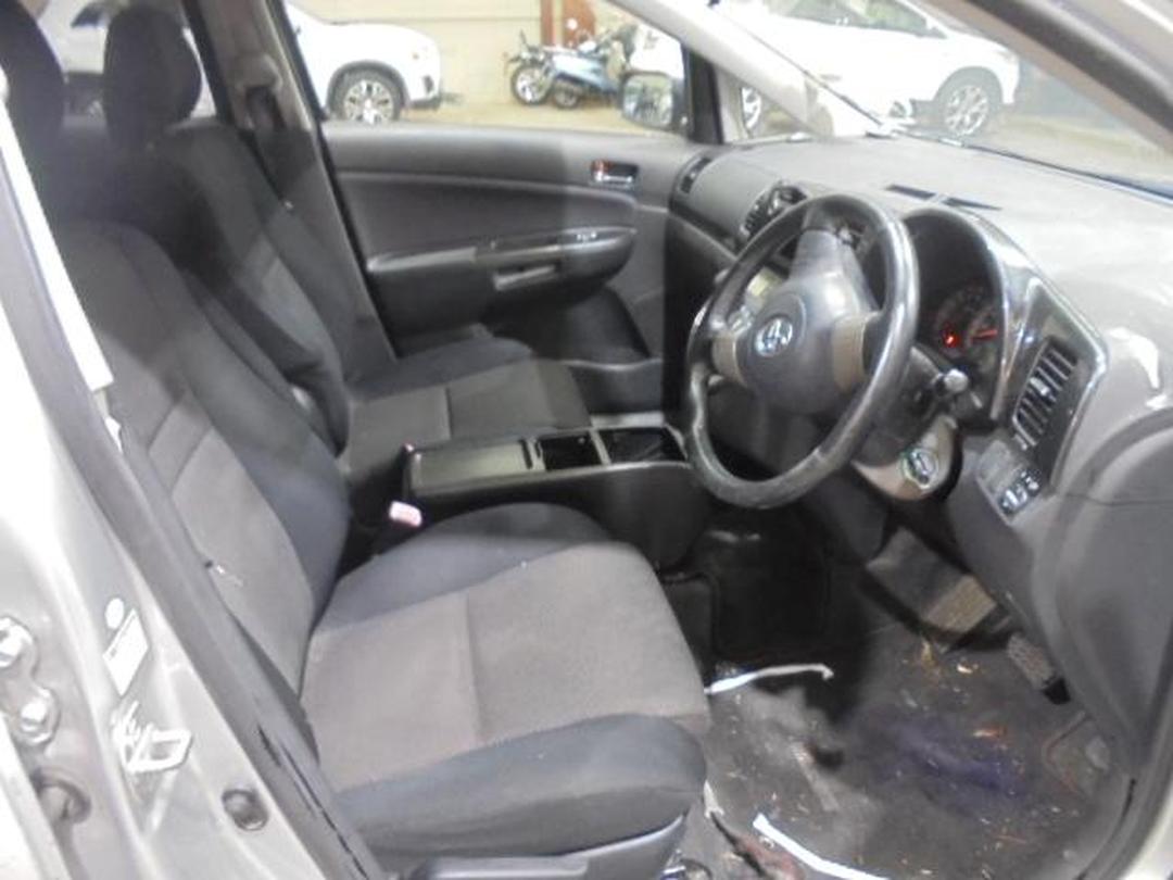 Photo '7' of Toyota Wish