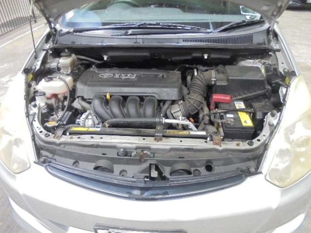 Photo '21' of Toyota Wish