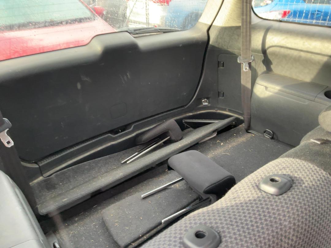 Photo '10' of Toyota Wish