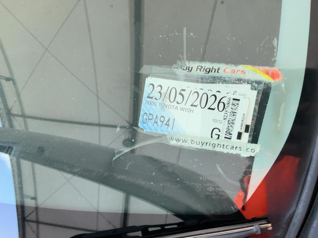 Photo '24' of Toyota Wish