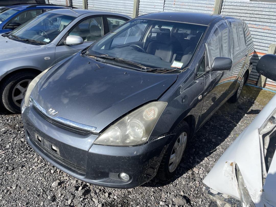Photo '4' of Toyota Wish Photo '4' of Toyota Wish