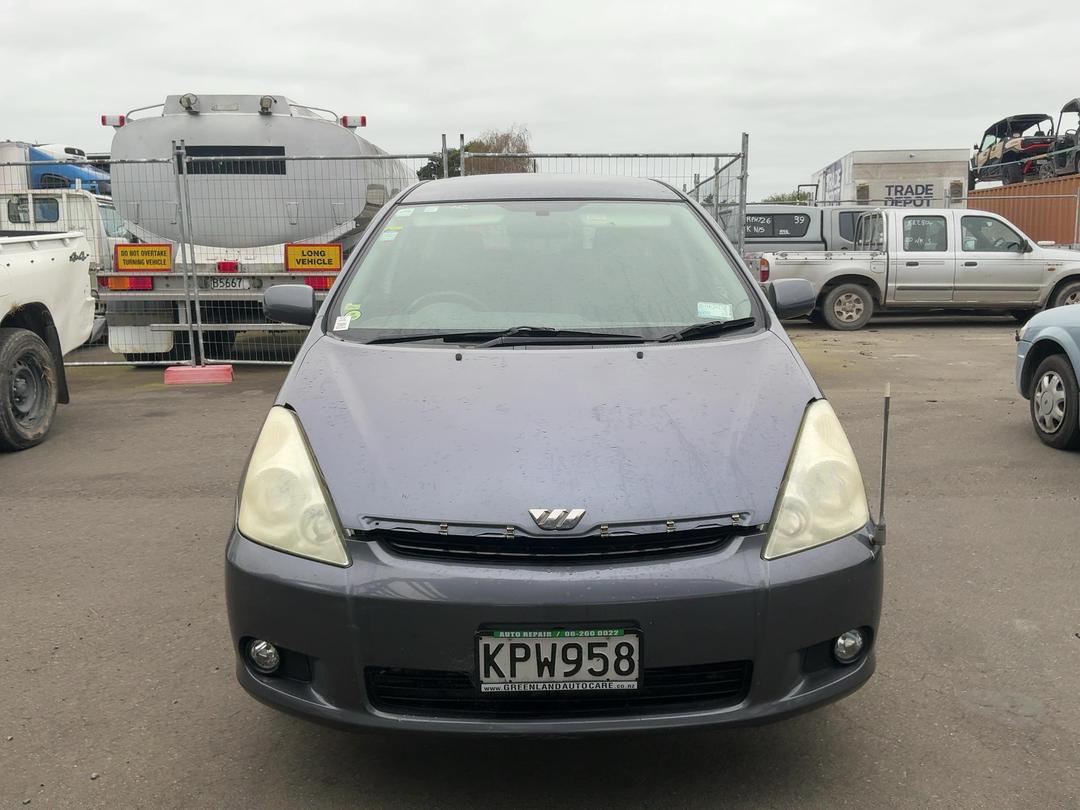 Photo '3' of Toyota Wish Photo '3' of Toyota Wish