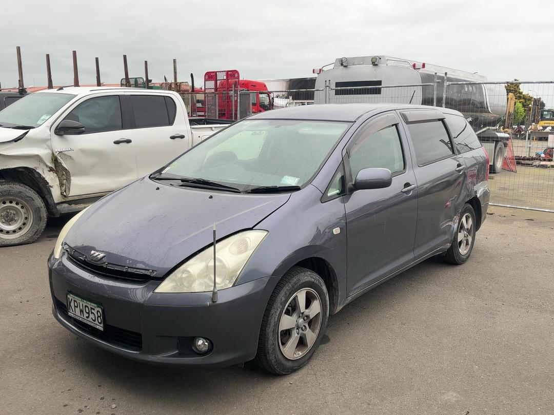 Photo '4' of Toyota Wish Photo '4' of Toyota Wish