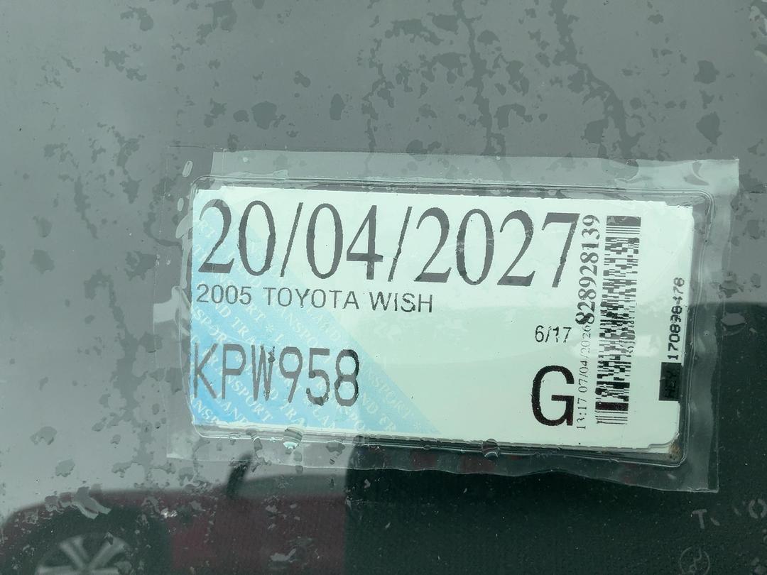 Photo '18' of Toyota Wish Photo '18' of Toyota Wish