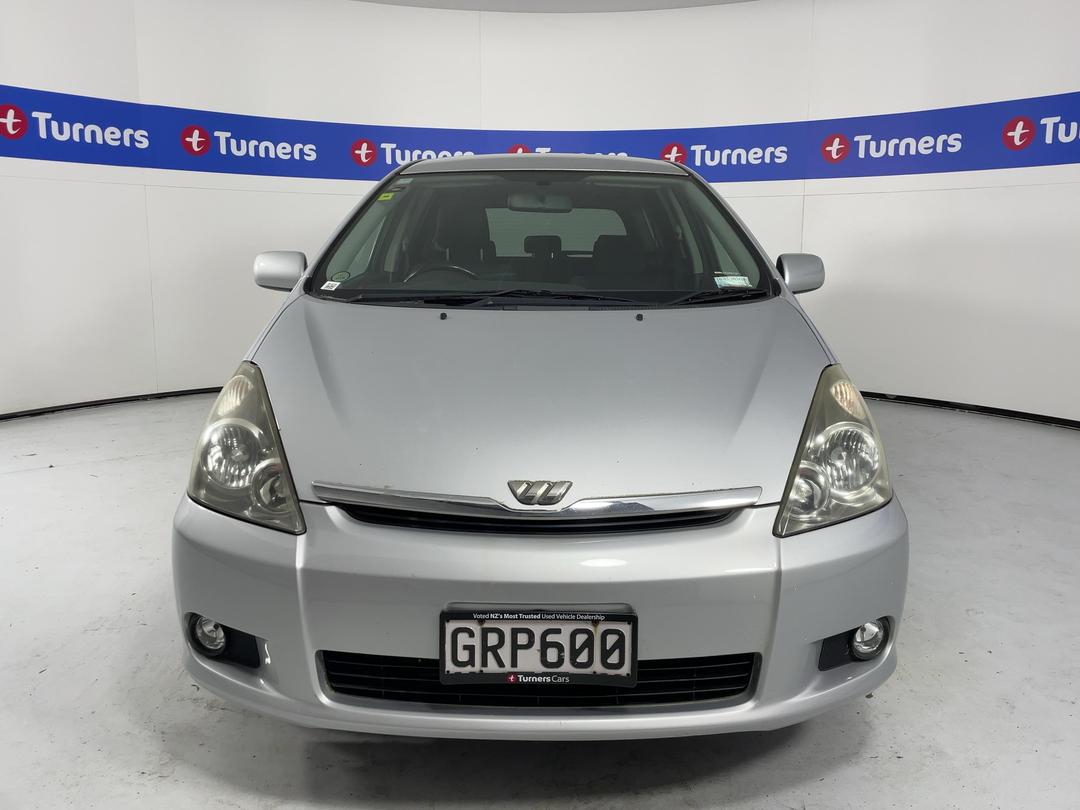 Photo '2' of Toyota Wish Photo '2' of Toyota Wish