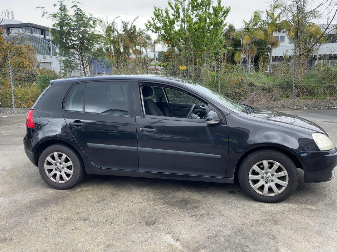 Photo '11' of Volkswagen Golf 2.0 FSI Photo '11' of Volkswagen Golf 2.0 FSI