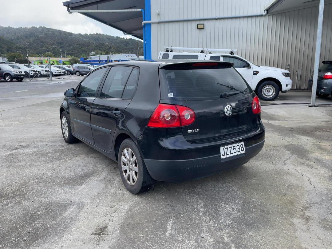 Photo '10' of Volkswagen Golf 2.0 FSI Photo '10' of Volkswagen Golf 2.0 FSI