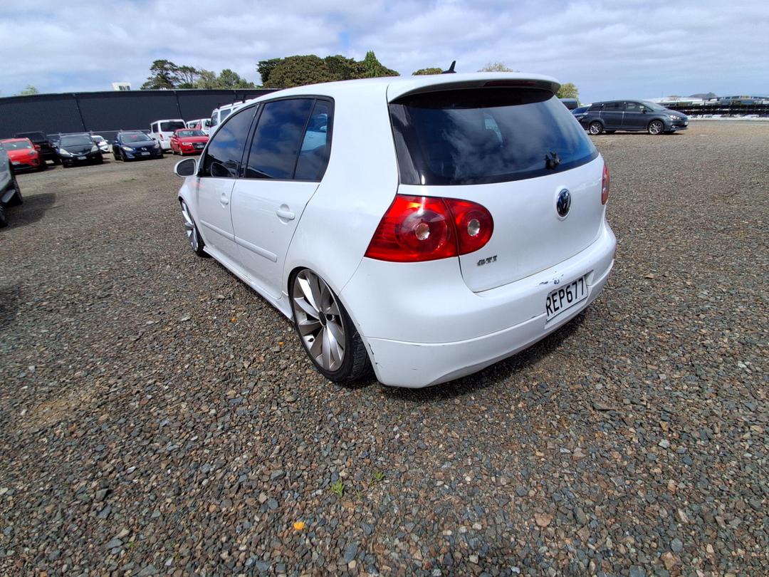 Photo '6' of Volkswagen Golf GTI Photo '6' of Volkswagen Golf GTI