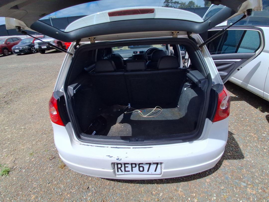 Photo '15' of Volkswagen Golf GTI Photo '15' of Volkswagen Golf GTI