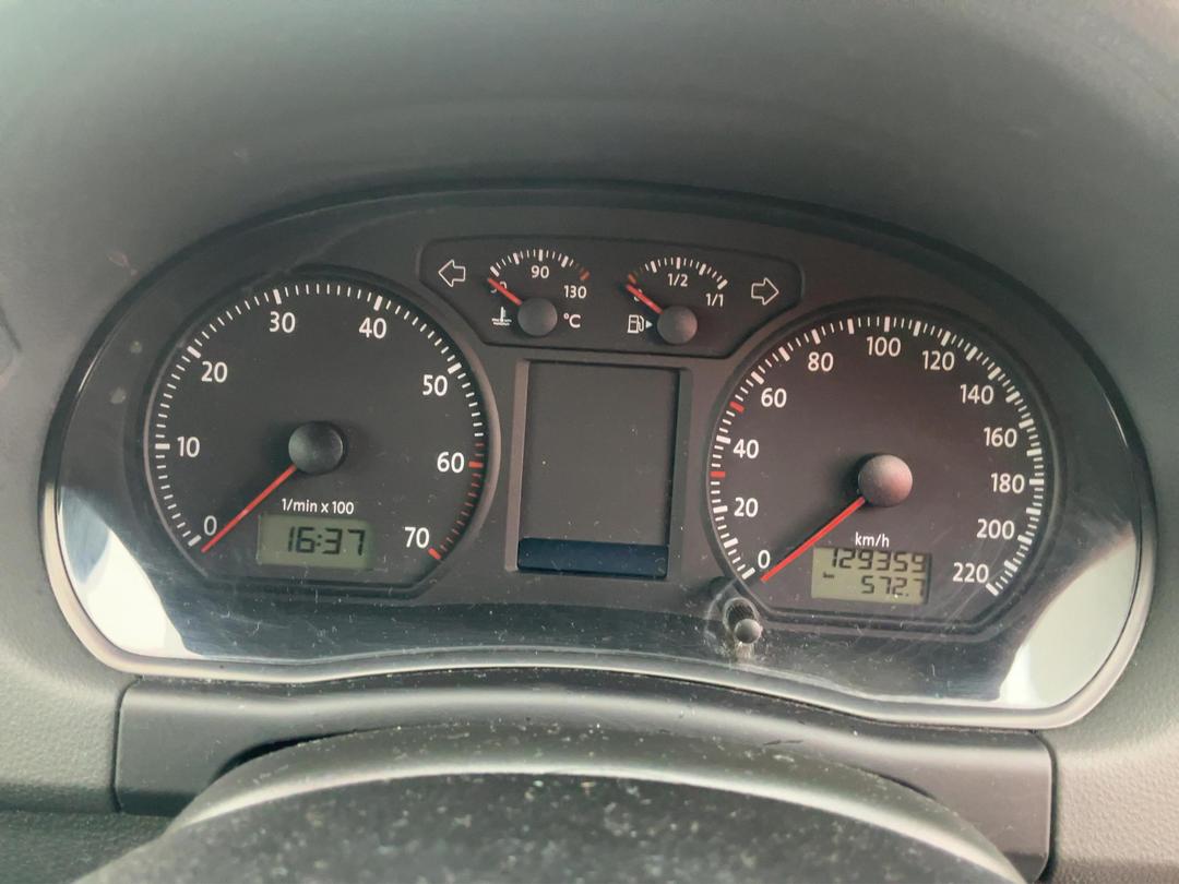 Photo '8' of Volkswagen Polo