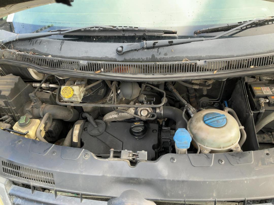 Photo '14' of Volkswagen T5 LWB TDI