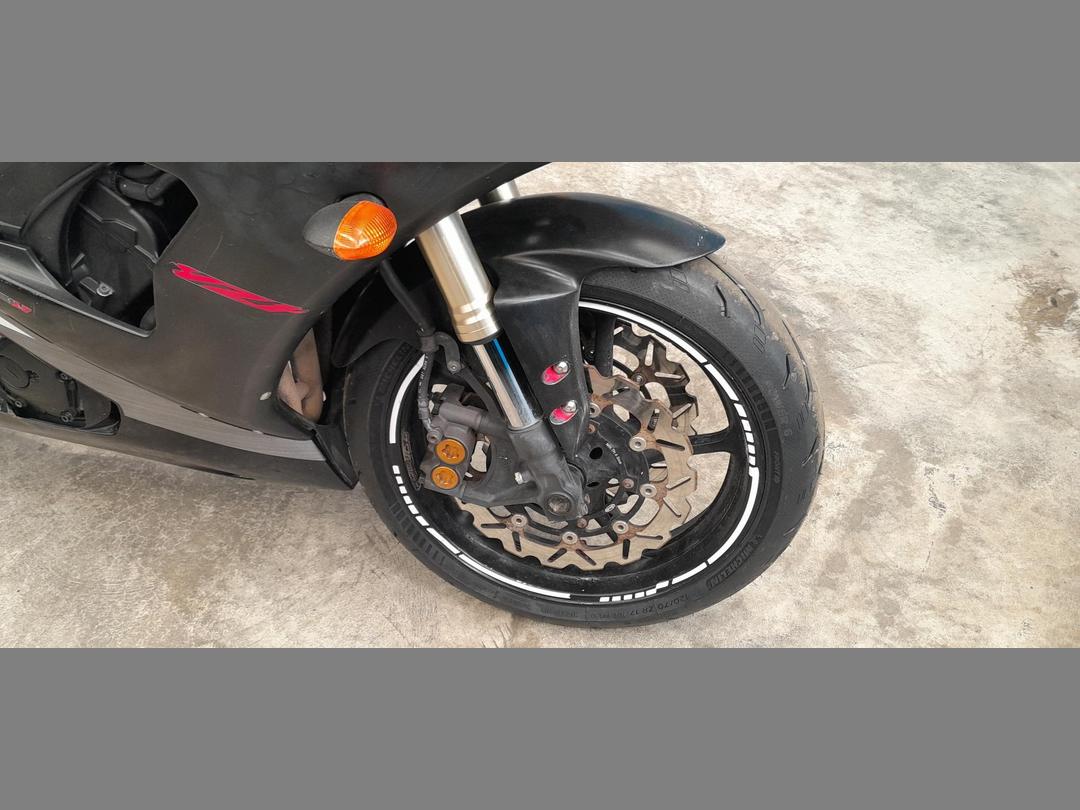 Photo '5' of Yamaha YZF-R6T SPORTS BIKE