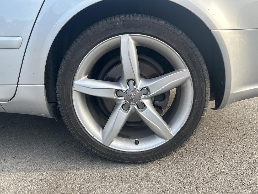 Photo '11' of Audi A4 2.0T Quattro