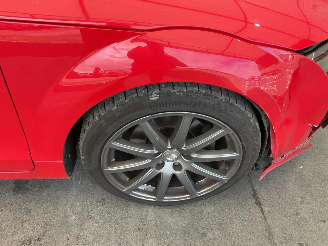 Photo '20' of Audi TT Coupe T S