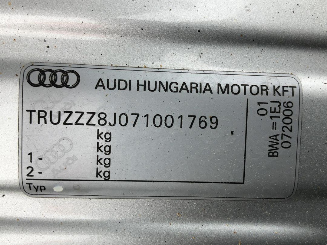 Photo '18' of Audi TT Coupe 2.0T Photo '18' of Audi TT Coupe 2.0T