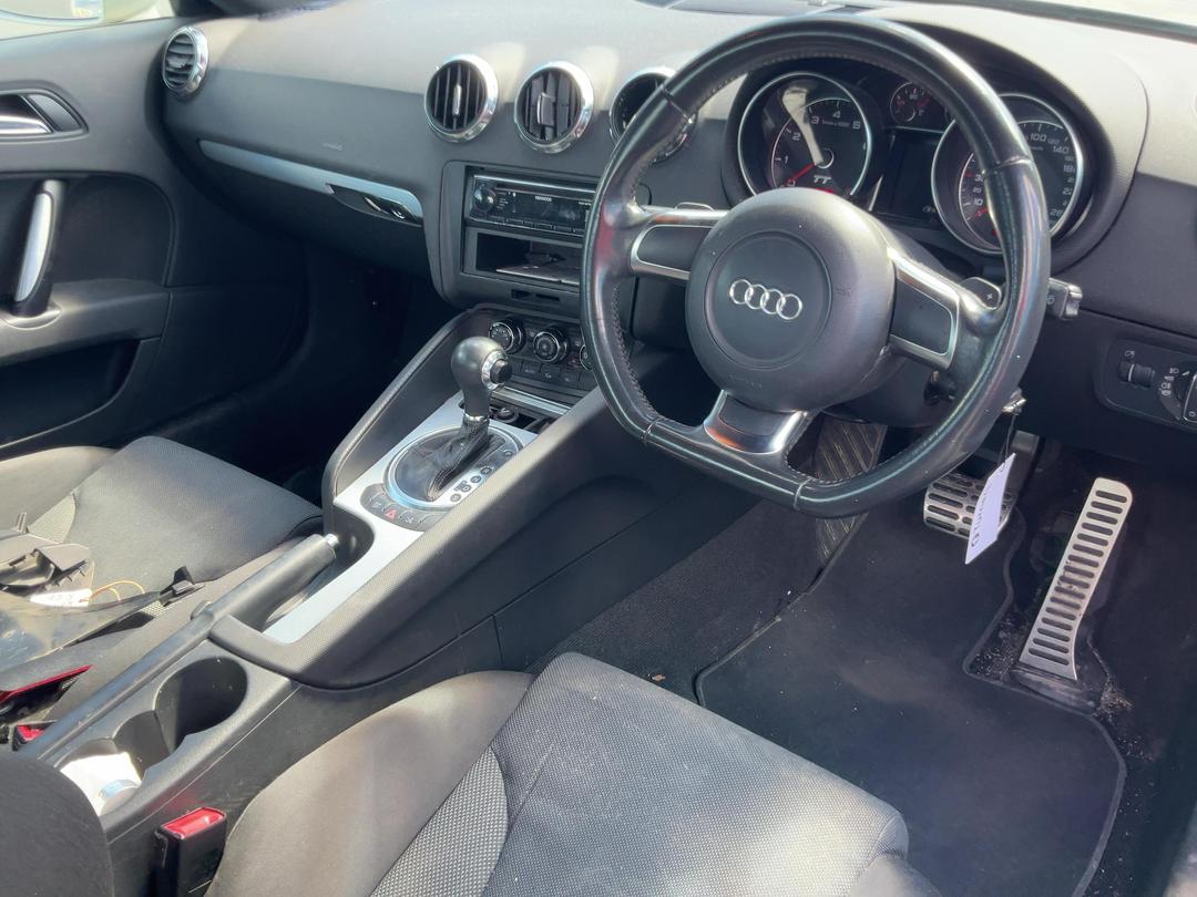 Photo '12' of Audi TT 2.0 FSI TURBO