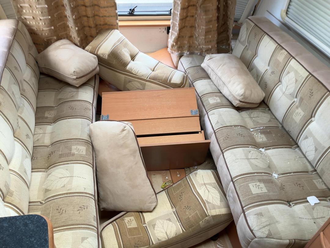 Photo '30' of Avondale Landranger Caravan - Tandem