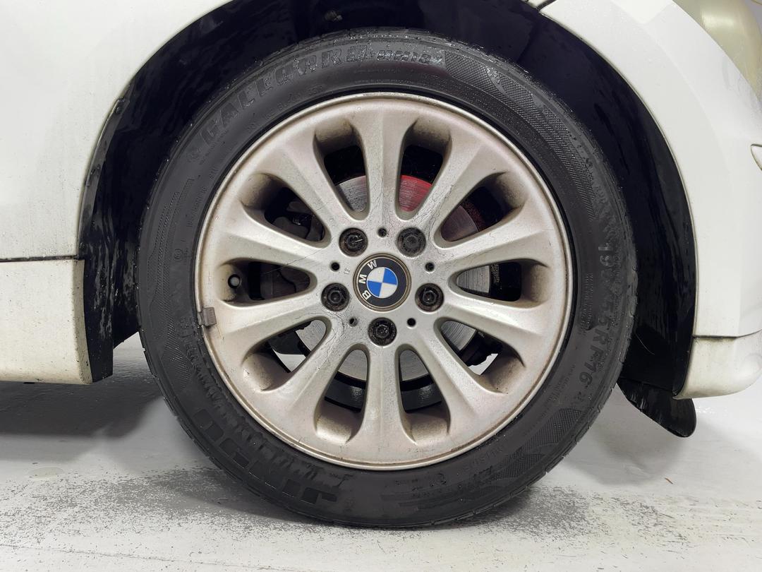 Photo '2' of BMW 1 Series 116I Photo '2' of BMW 1 Series 116I