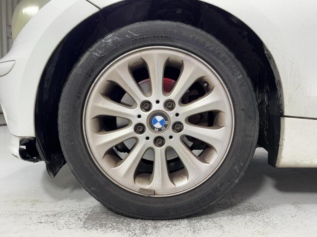 Photo '5' of BMW 1 Series 116I Photo '5' of BMW 1 Series 116I