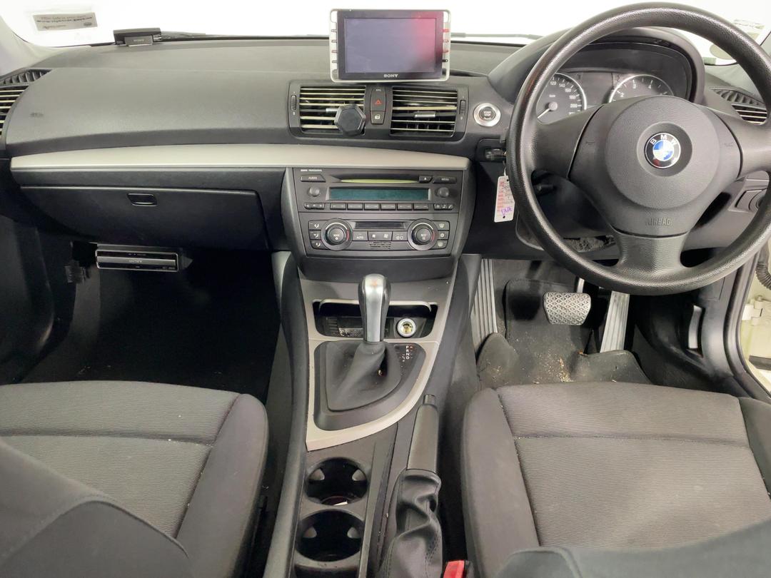 Photo '17' of BMW 1 Series 116I Photo '17' of BMW 1 Series 116I