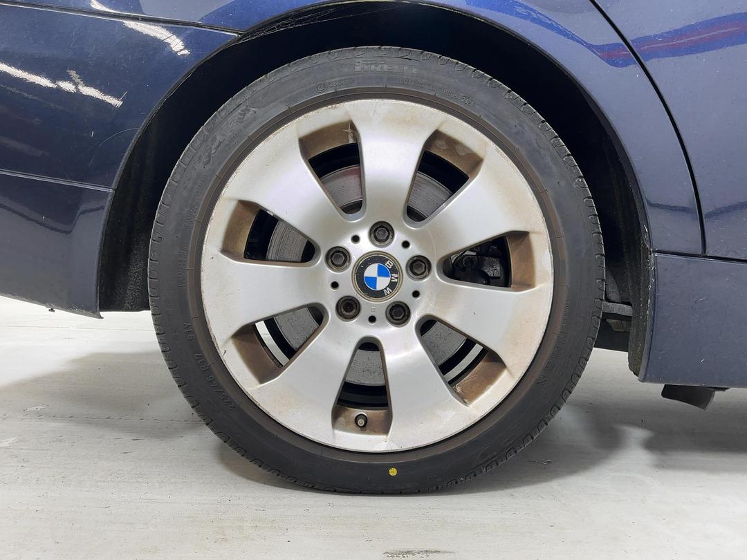 Photo '10' of BMW 3 Series 330I Photo '10' of BMW 3 Series 330I