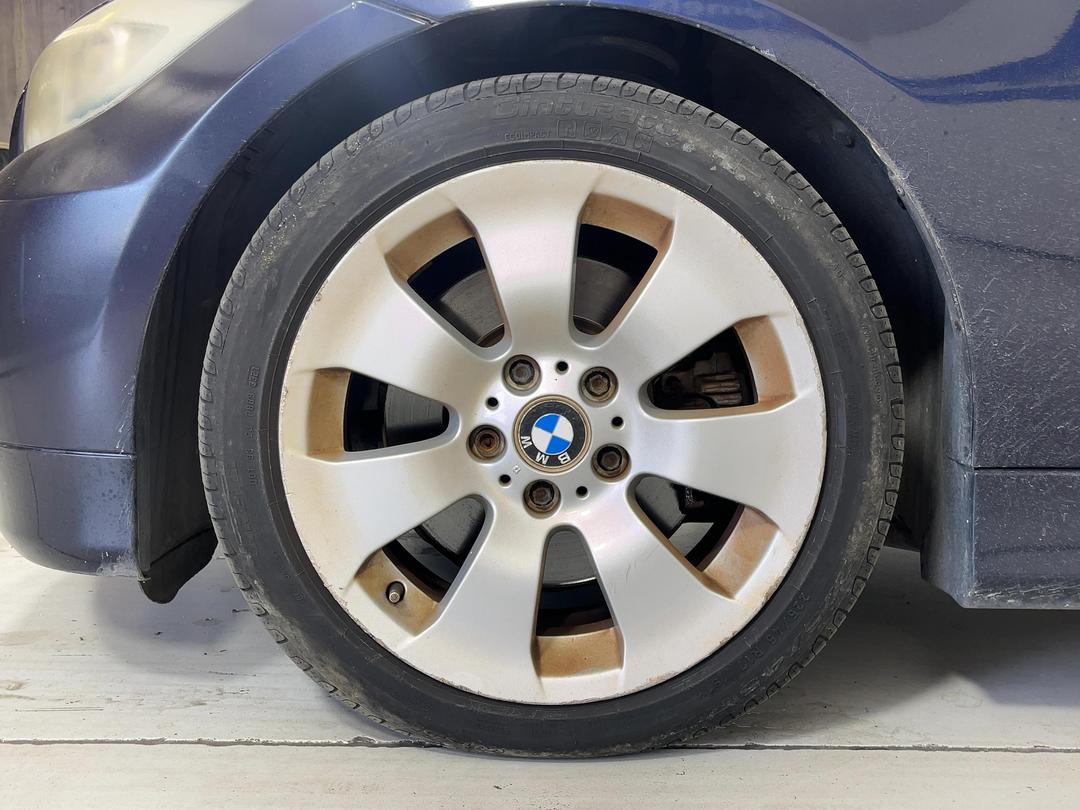 Photo '8' of BMW 3 Series 330I Photo '8' of BMW 3 Series 330I