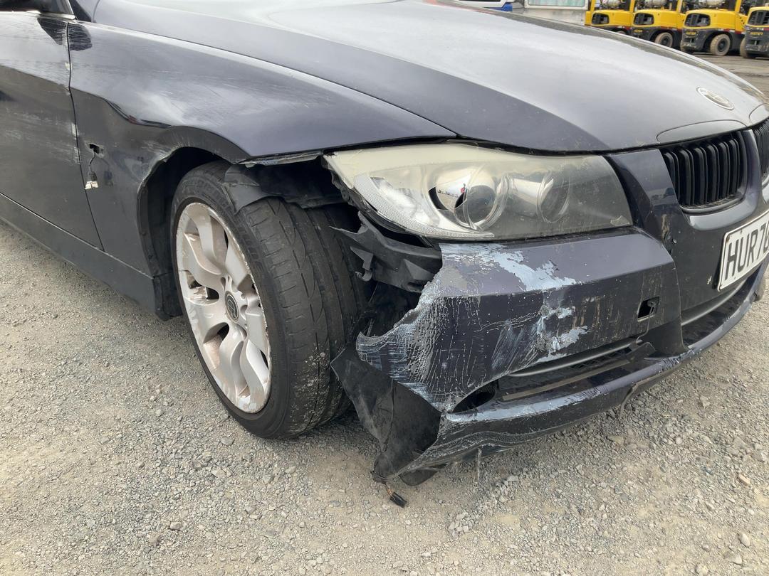 Photo '19' of BMW 330I