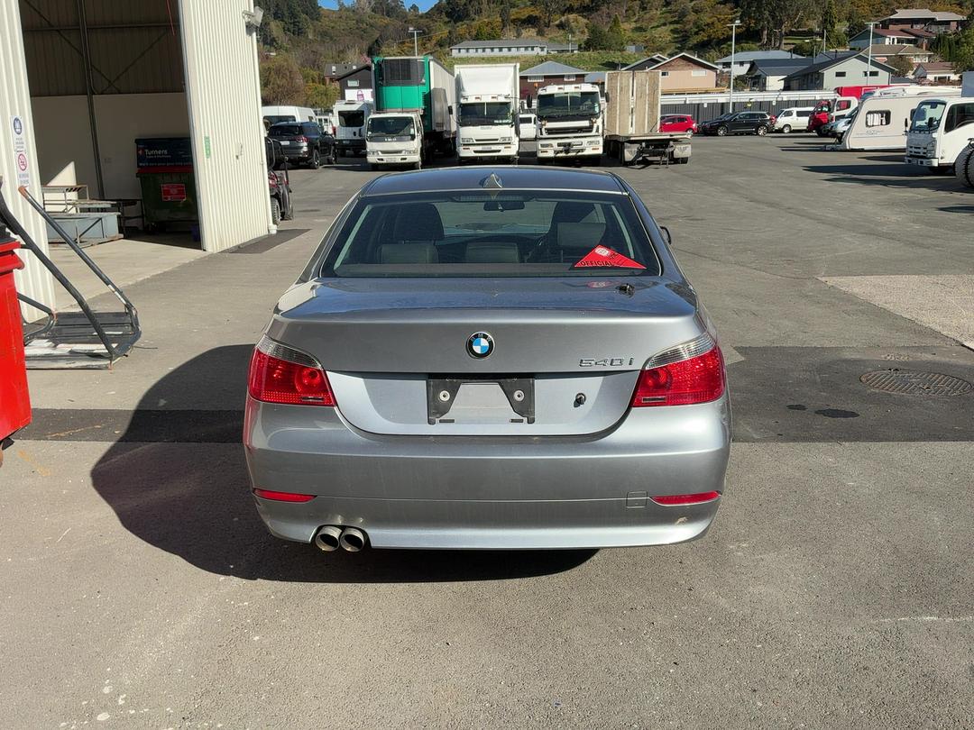 Photo '6' of BMW 5 Series 540I Photo '6' of BMW 5 Series 540I
